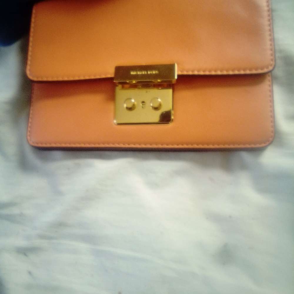 Michael kors crossbody purse
